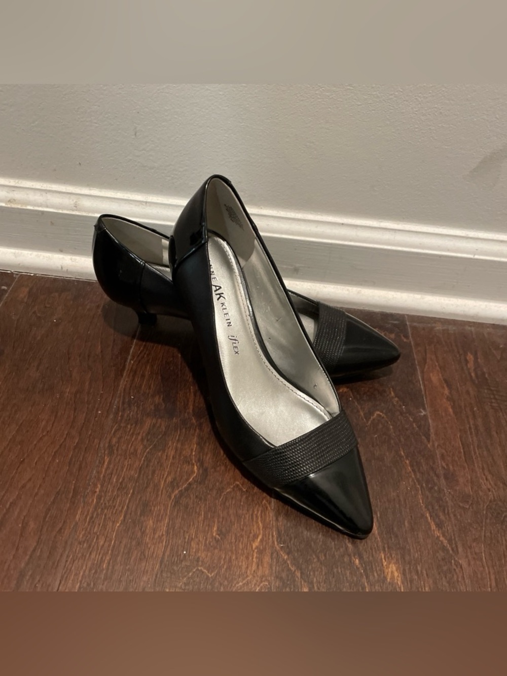 Anne Klein Finn Kitten Heel Pumps Size 7.5 Black Mixed Materials Capsule